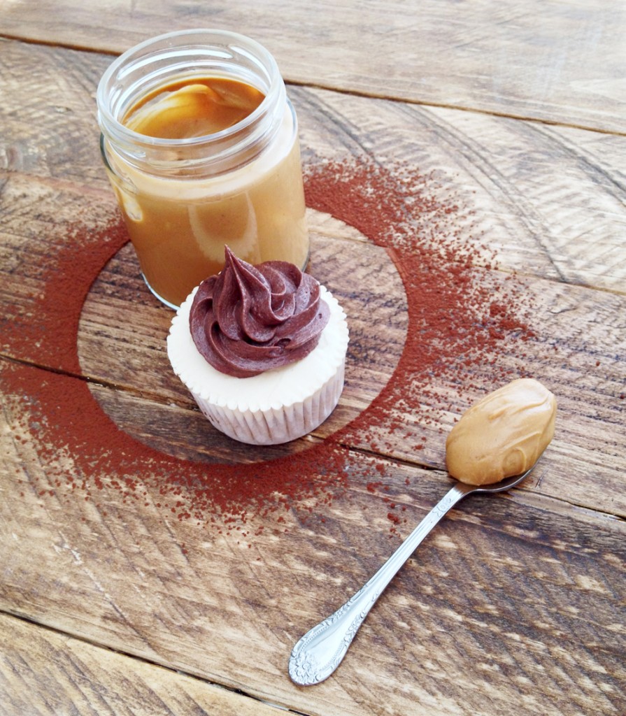 choco-peanut-cupcakes-1-895x1024